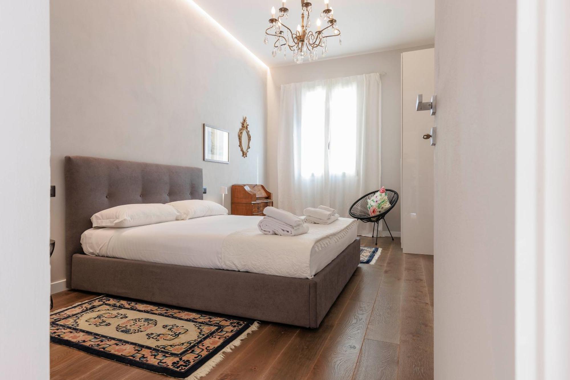 Torrigiani Charming Apartment Florenz Exterior foto