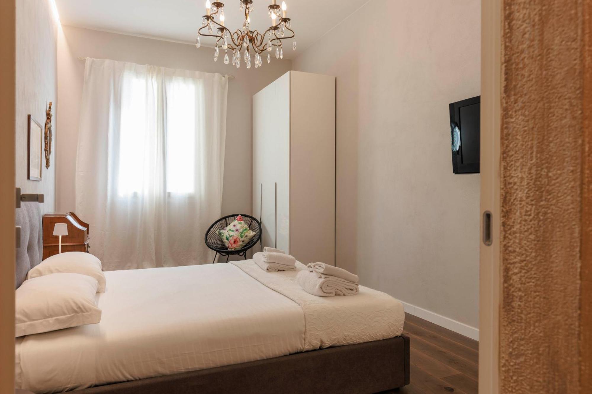 Torrigiani Charming Apartment Florenz Exterior foto
